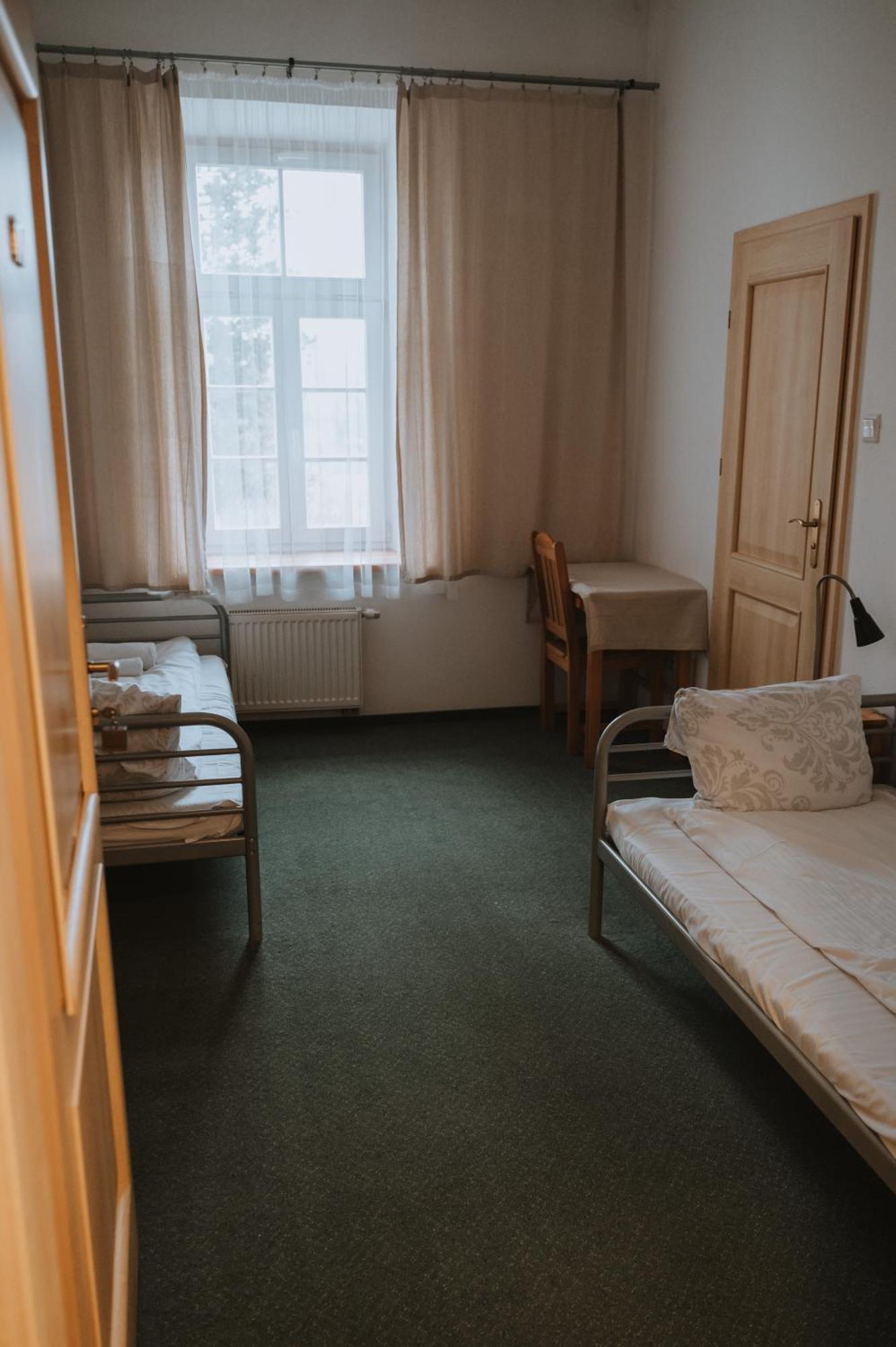 Pokoje Goscinne Domu Pielgrzyma W Supraslu Екстериор снимка