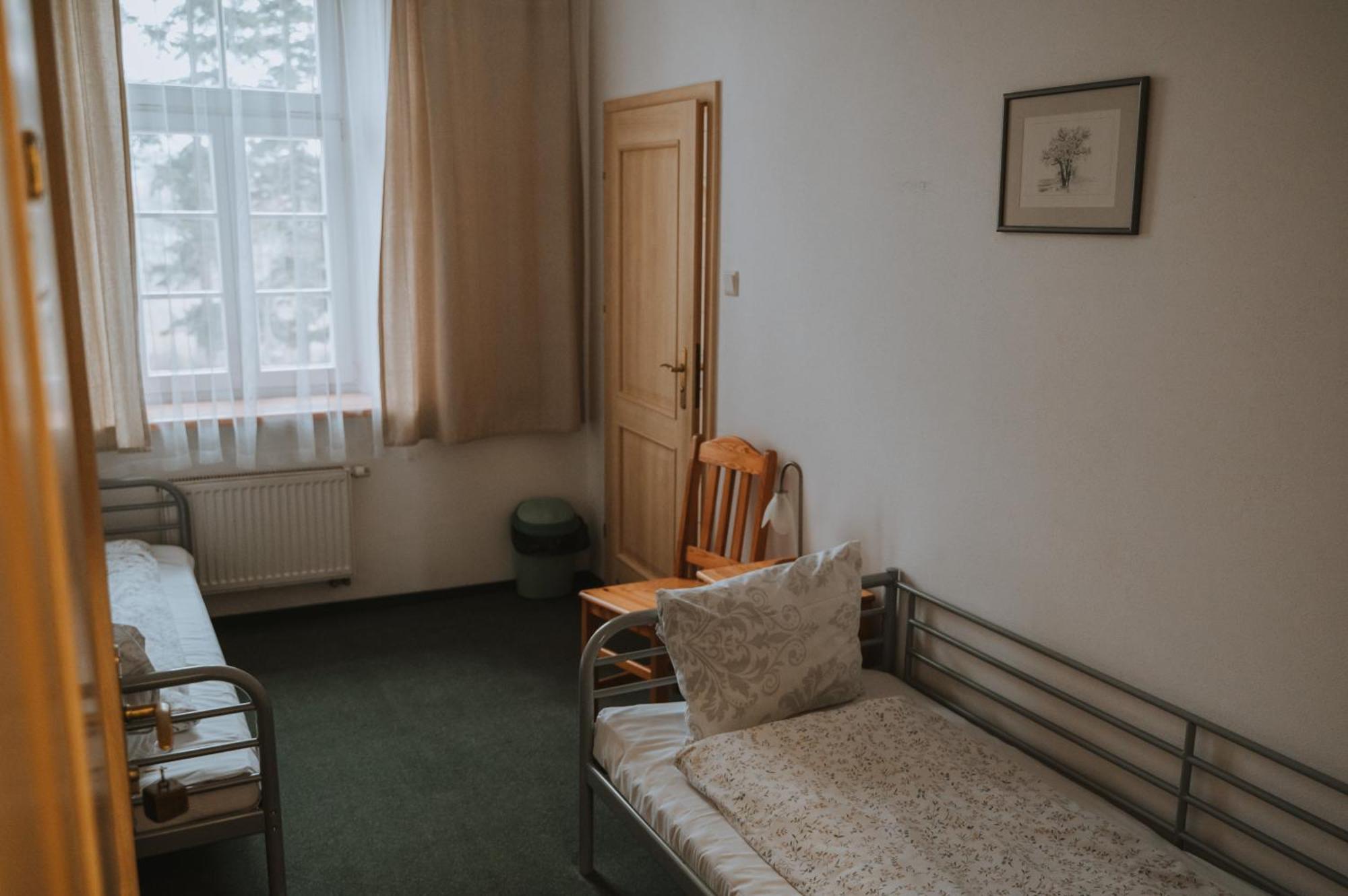 Pokoje Goscinne Domu Pielgrzyma W Supraslu Екстериор снимка